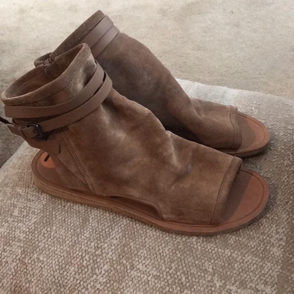 New! Size 7